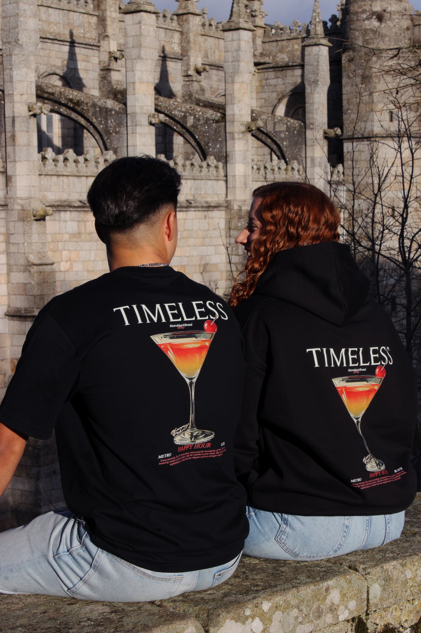 TIMELESS TEE